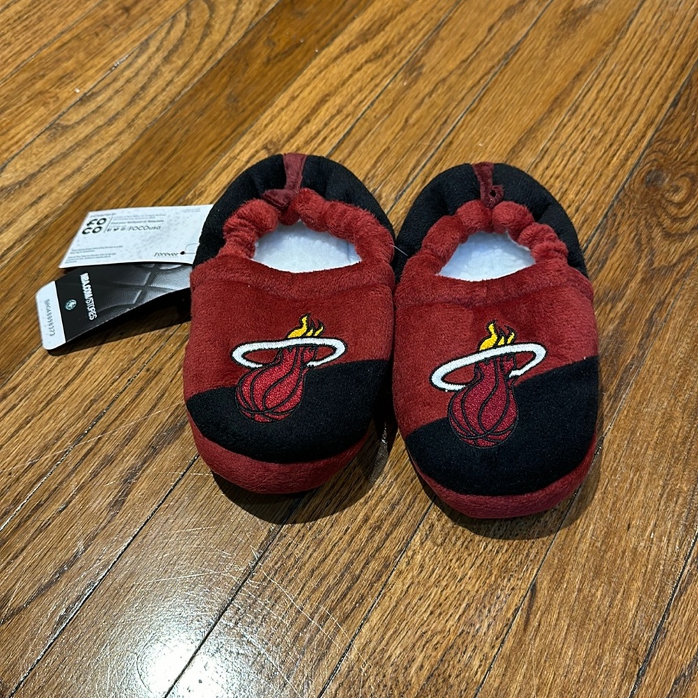 Toddler Miami Heat Slippers NWT